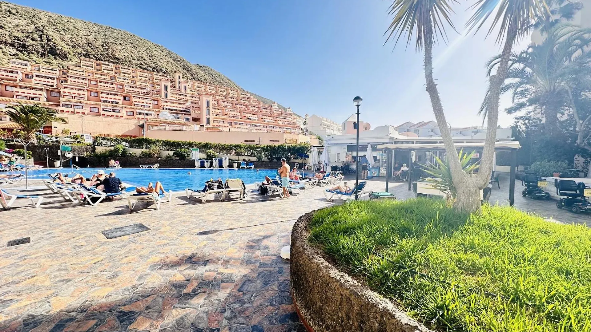 로스크리스티아노스 Pacific Harbor Pool View 아파트